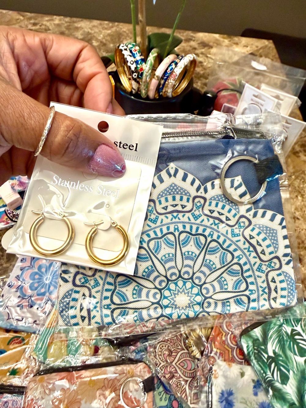 🥰♥️SOLD OUT Random Mini Coin/Key Pouch with Beauty/Accessory/Jewelry Item - Picture 13 of 15